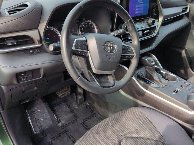 2023 Toyota HIGHLANDER HYBRD LE