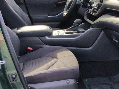 2023 Toyota HIGHLANDER HYBRD LE