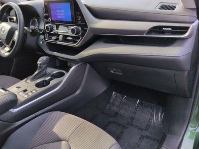 2023 Toyota HIGHLANDER HYBRD LE