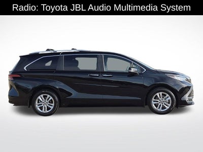 2026 Toyota Sienna Limited 7 Passenger