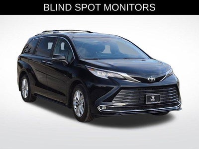 2026 Toyota Sienna Limited 7 Passenger