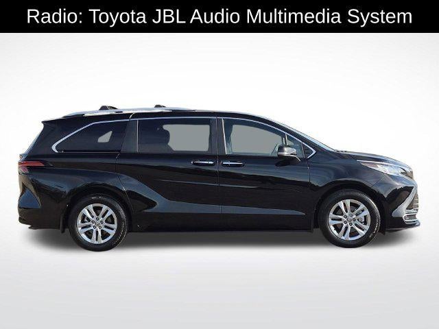 2026 Toyota Sienna Limited 7 Passenger