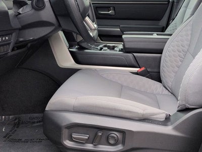 2025 Toyota TUNDRA 4X4 SR5