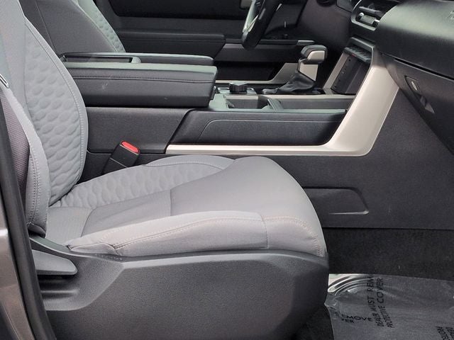 2025 Toyota TUNDRA 4X4 SR5