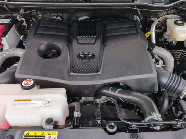 2025 Toyota TUNDRA 4X4 SR5