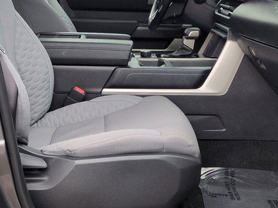 2025 Toyota TUNDRA 4X4 SR5