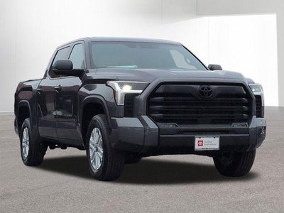 2025 Toyota TUNDRA 4X4 SR5