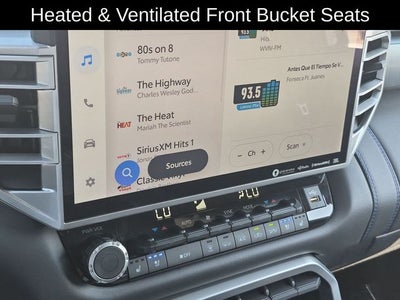 2022 Toyota Tundra i-FORCE MAX Platinum