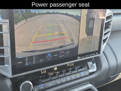 2022 Toyota Tundra i-FORCE MAX Platinum