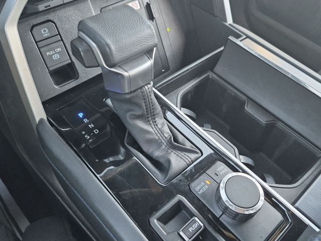 2022 Toyota Tundra i-FORCE MAX Platinum