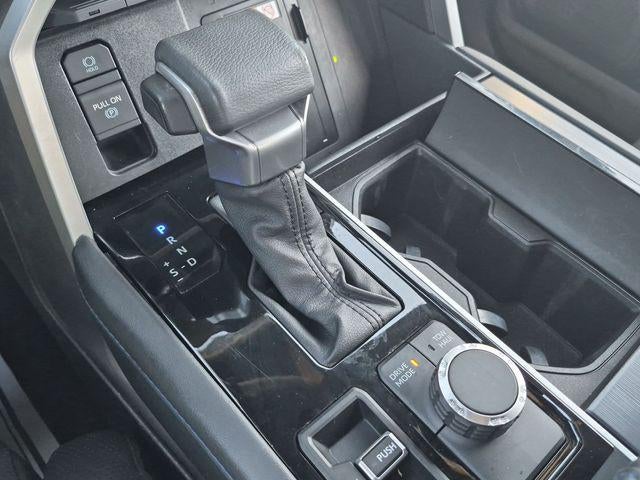 2022 Toyota Tundra i-FORCE MAX Platinum