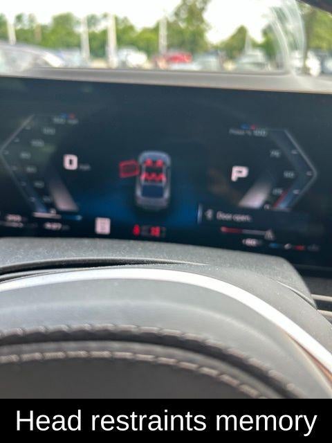 2024 BMW X6 M60i