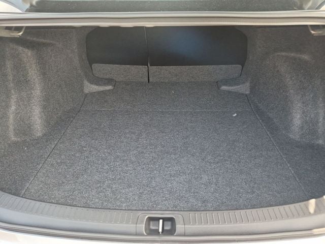 2026 Toyota Corolla LE - Photo 25