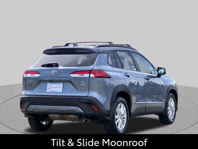 2024 Toyota Corolla Cross LE
