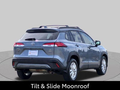 2024 Toyota Corolla Cross LE
