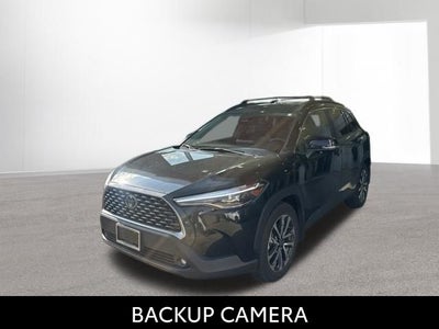 2025 Toyota Corolla Cross XLE
