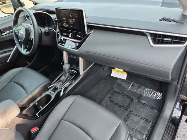 2025 Toyota Corolla Cross XLE