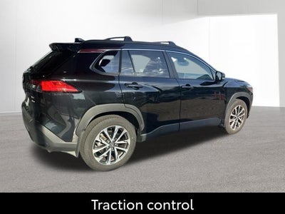 2025 Toyota Corolla Cross XLE