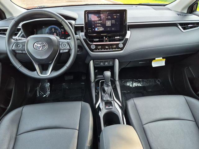2025 Toyota Corolla Cross XLE