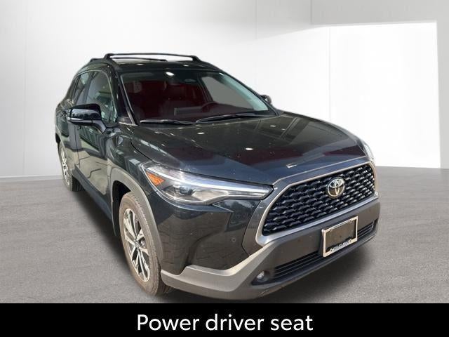 2025 Toyota Corolla Cross XLE