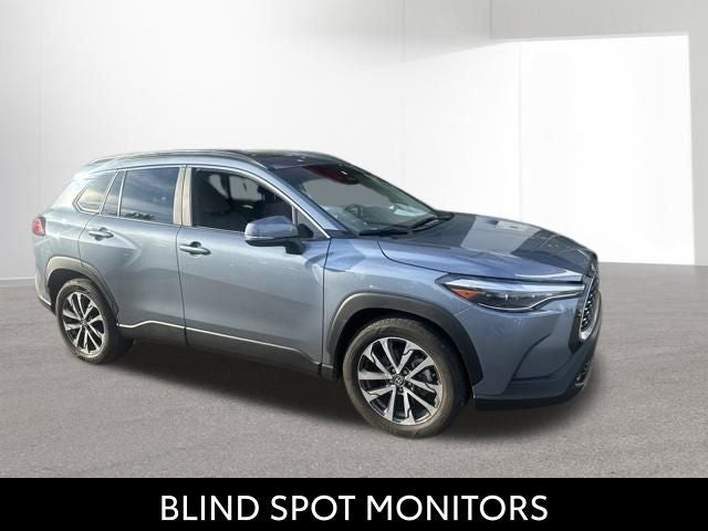 2024 Toyota Corolla Cross XLE