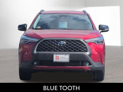 2025 Toyota Corolla Cross XLE