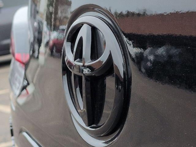 2025 Toyota COROLLA CROSS HV Hybrid SE