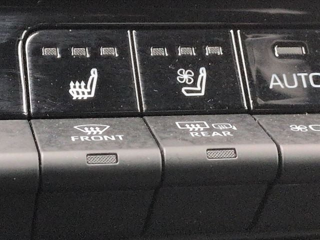 2023 Toyota Toyota Crown LTD Limited