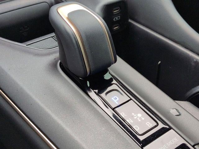 2023 Toyota Toyota Crown LTD Limited