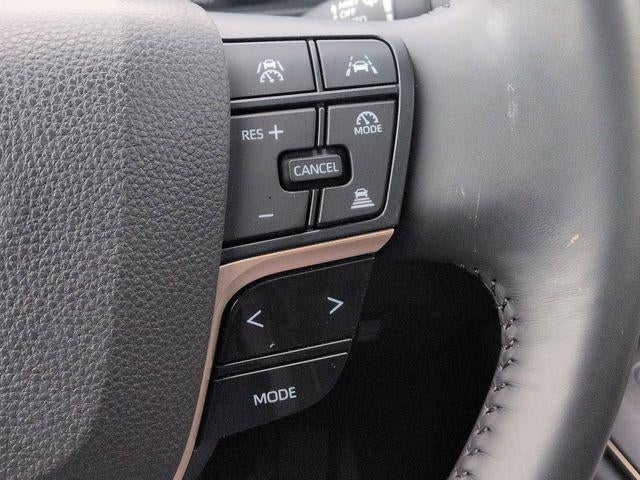 2023 Toyota Toyota Crown LTD Limited