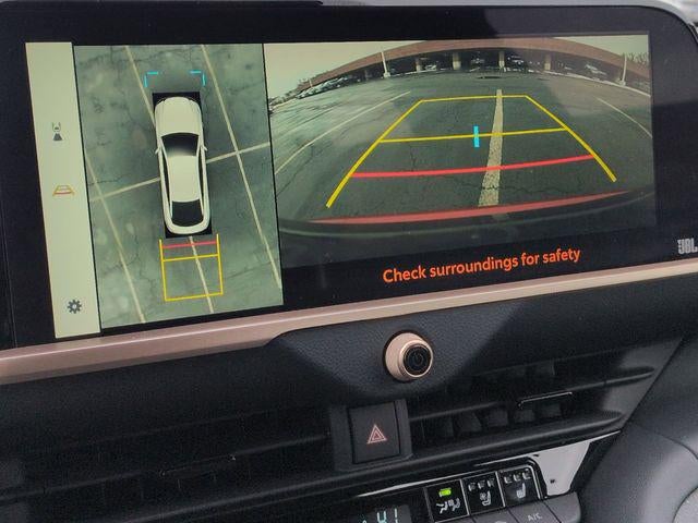 2023 Toyota Toyota Crown LTD Limited