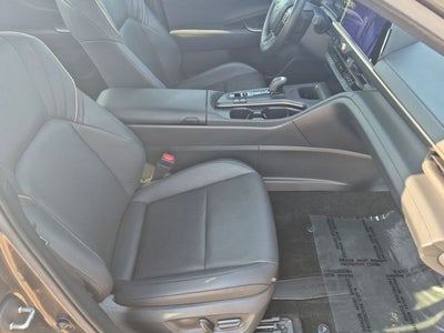 2023 Toyota Toyota Crown Limited