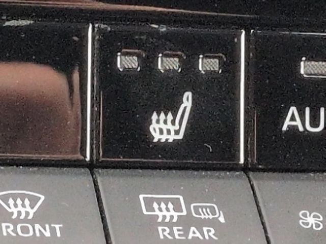 2024 Toyota CROWN XLE