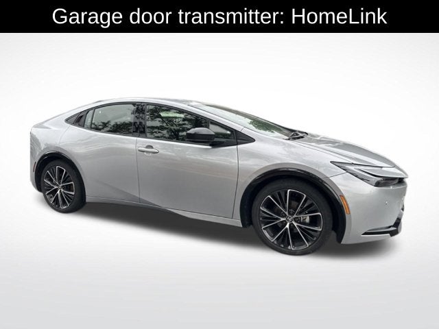 2025 Toyota Prius XLE