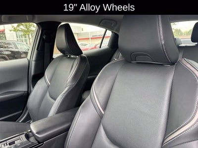 2025 Toyota Prius XLE