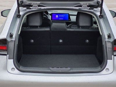 2025 Toyota Prius XLE