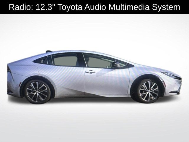 2025 Toyota Prius XLE
