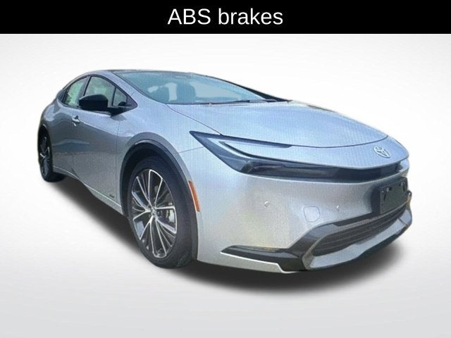 2025 Toyota Prius XLE