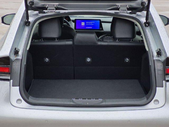 2025 Toyota Prius XLE