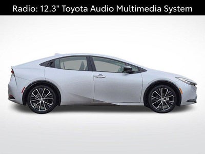 2025 Toyota Prius XLE