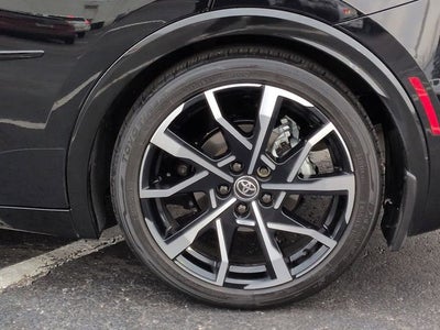 2024 Toyota PRIUS PRIME XSE