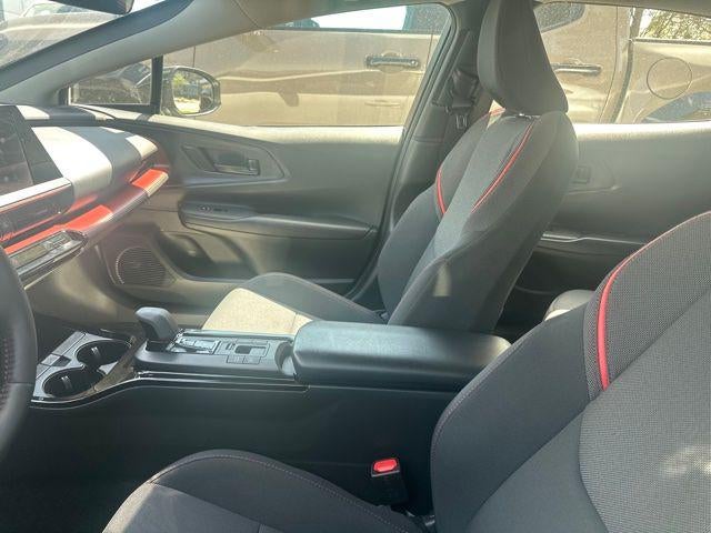2024 Toyota PRIUS PRIME SE