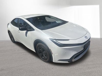 2024 Toyota PRIUS PRIME SE