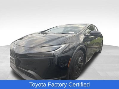 2025 Toyota Prius LE
