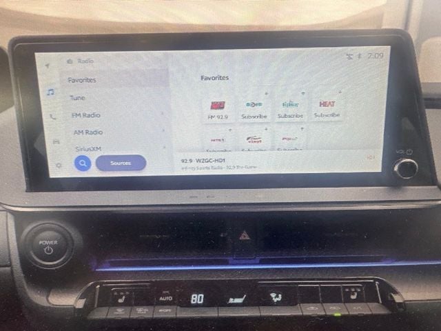 2024 Toyota Prius XLE