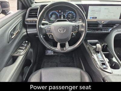 2025 Toyota Toyota Crown Platinum