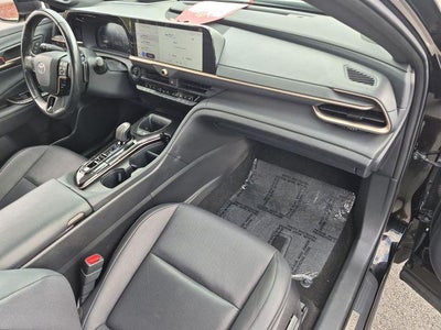 2025 Toyota Toyota Crown Platinum