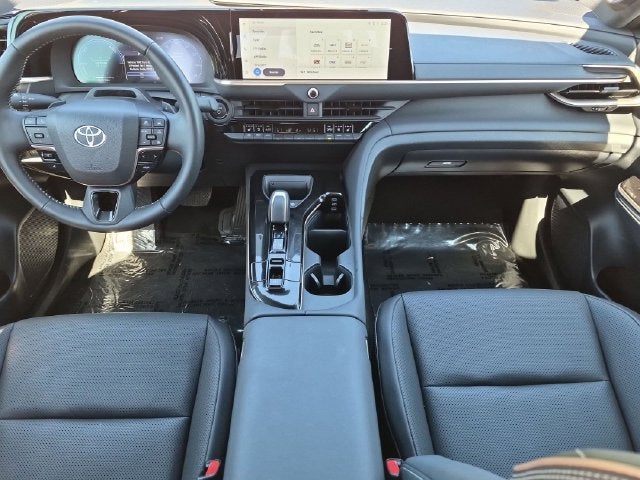 2026 Toyota Crown Platinum