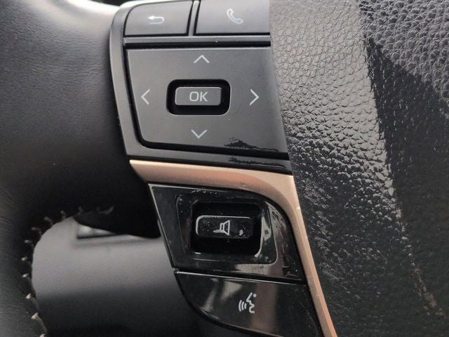 2024 Toyota CROWN Platinum