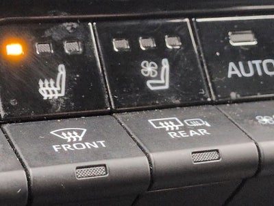 2024 Toyota CROWN Platinum